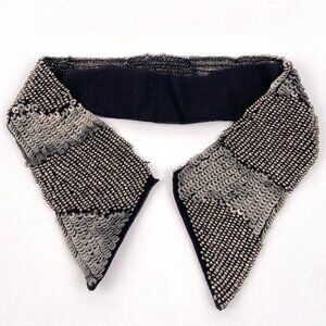 VINTAGE SILVER BEADED SEQUIN EMBELLISHED POINT COLLAR